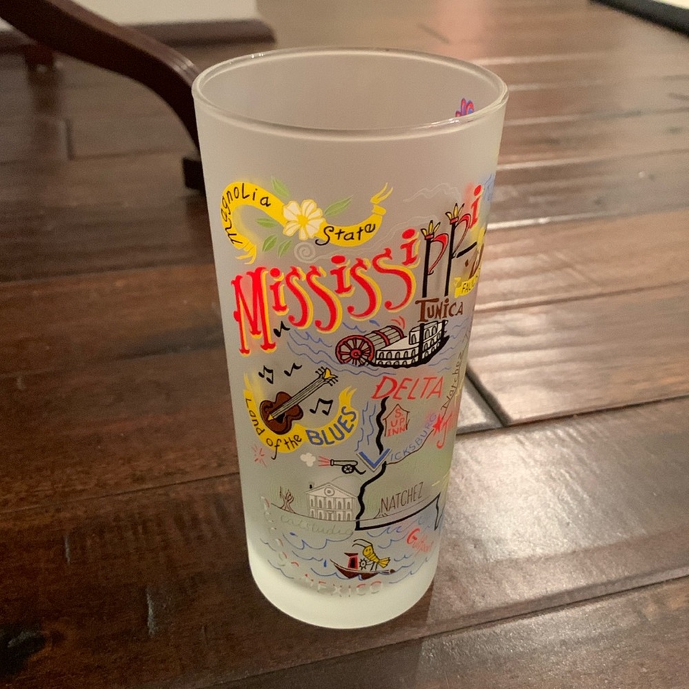 CATSTUDIO Mississippi Tall Frosted Glass EUC